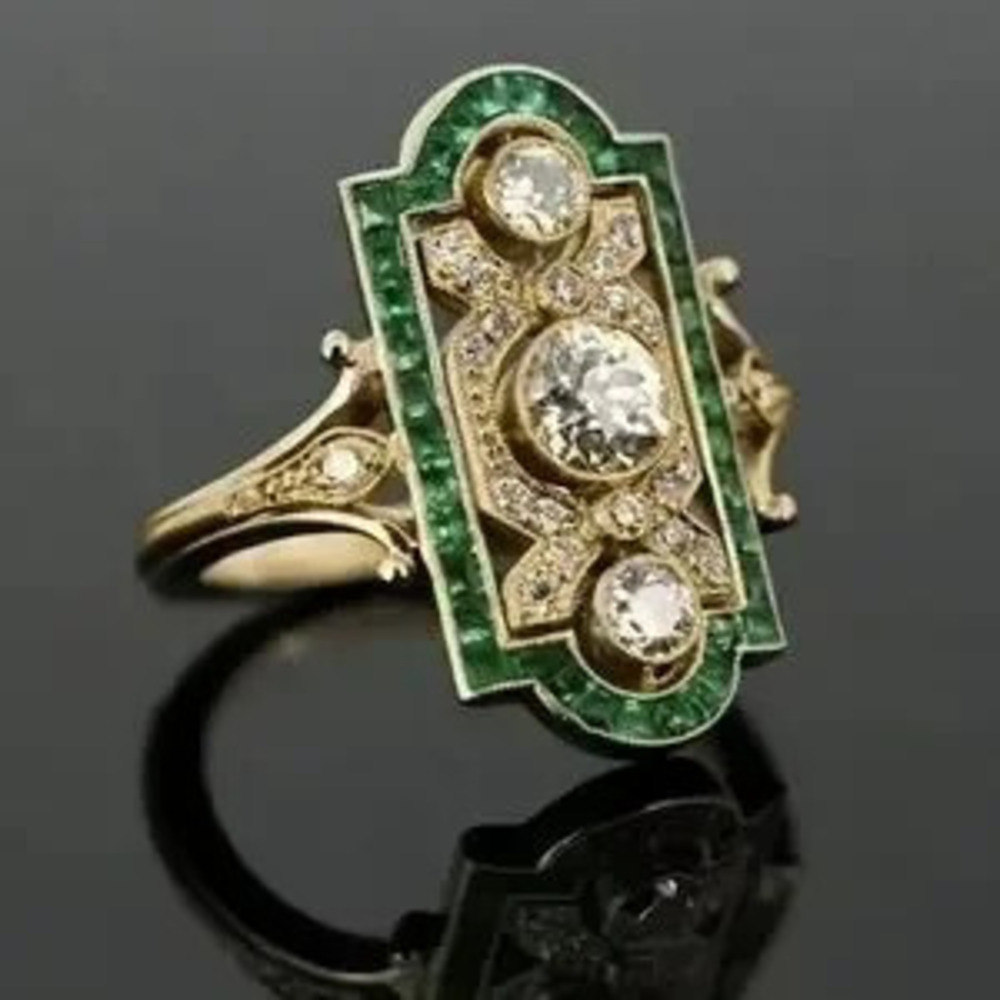 Classic Vintage Gold and Green Statement Ring